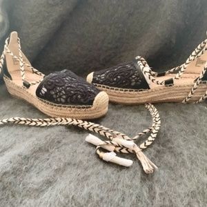 Nanette Lapore lace espadrilles 8 1/2, NWOB